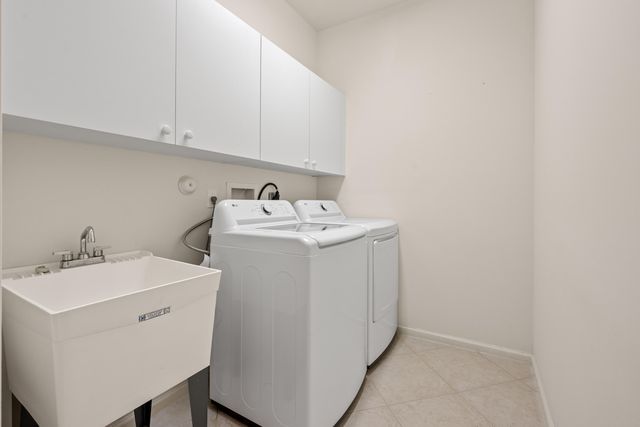 7086 Del Corso Lane, Delray Beach, FL 33446