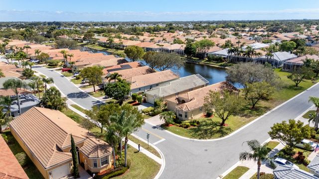 7086 Del Corso Lane, Delray Beach, FL 33446