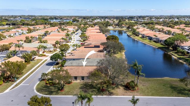 7086 Del Corso Lane, Delray Beach, FL 33446