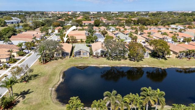 7086 Del Corso Lane, Delray Beach, FL 33446