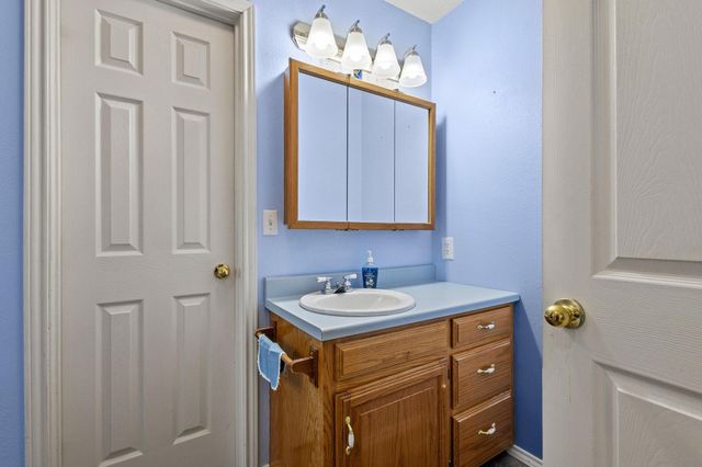 1858 Farm Road 1506, Paris, TX 75460