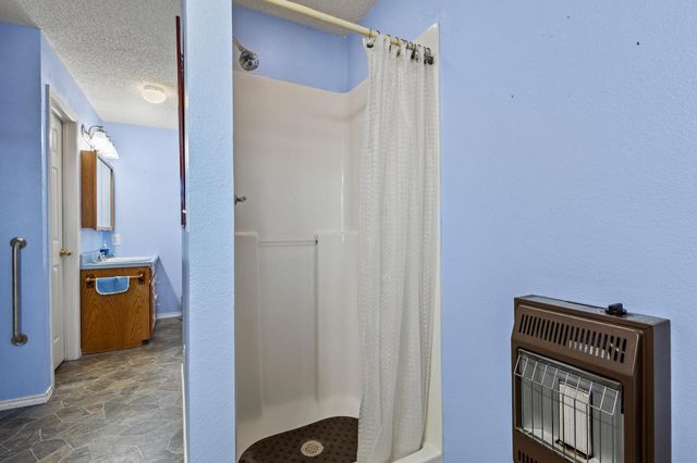 1858 Farm Road 1506, Paris, TX 75460