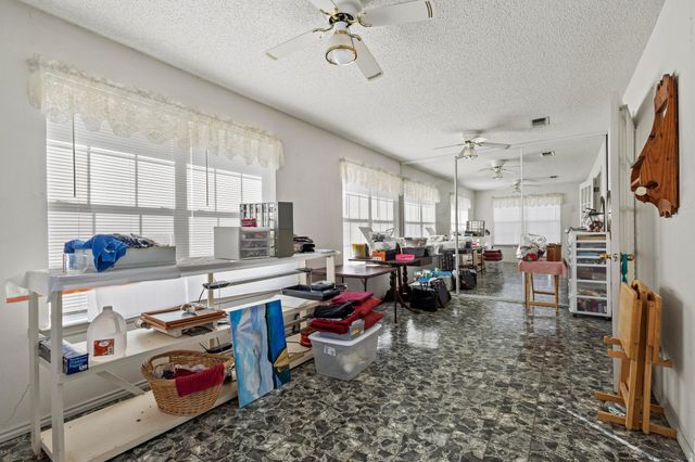 1858 Farm Road 1506, Paris, TX 75460