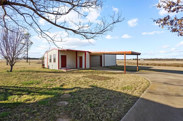1858 Farm Road 1506, Paris, TX 75460