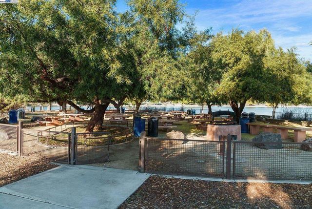 4403 Burke Way, Fremont, CA 94536