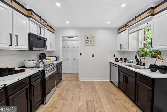 855 Tall Deer, Fairburn, GA 30213