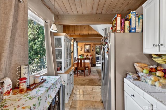 208 Heliotrope, Lake Arrowhead, CA 92352