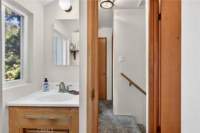 208 Heliotrope, Lake Arrowhead, CA 92352