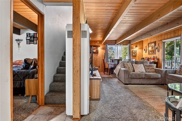 208 Heliotrope, Lake Arrowhead, CA 92352