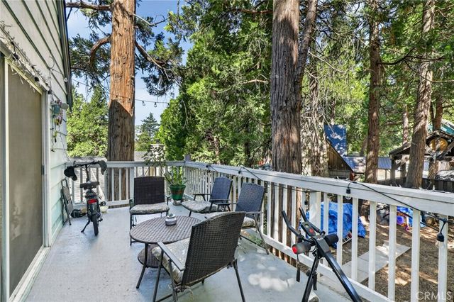 208 Heliotrope, Lake Arrowhead, CA 92352