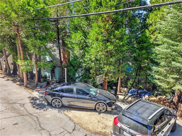 208 Heliotrope, Lake Arrowhead, CA 92352