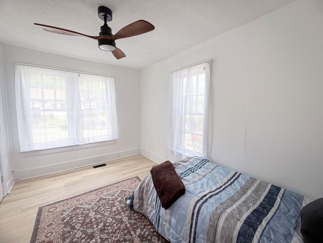 110 E Merchant St, Mount Pleasant, TN 38474