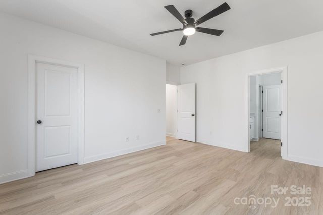 1216 Waterford Drive, Lincolnton, NC 28092