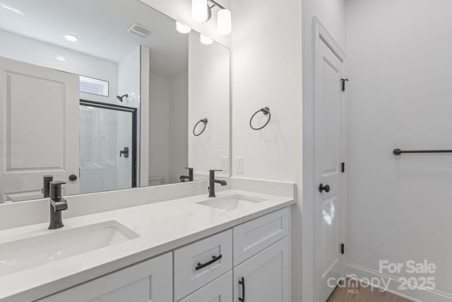 1216 Waterford Drive, Lincolnton, NC 28092