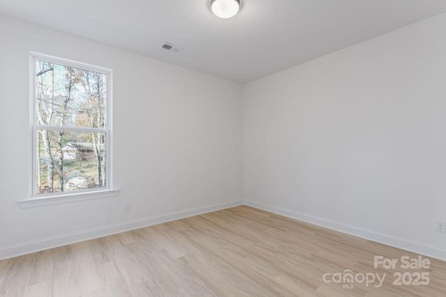 1216 Waterford Drive, Lincolnton, NC 28092