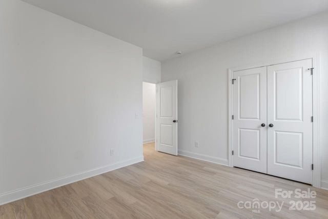 1216 Waterford Drive, Lincolnton, NC 28092