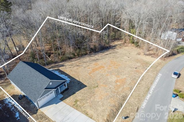 1216 Waterford Drive, Lincolnton, NC 28092