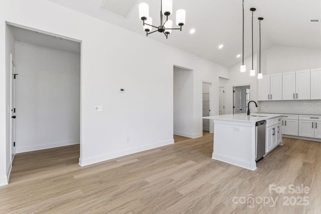 1216 Waterford Drive, Lincolnton, NC 28092