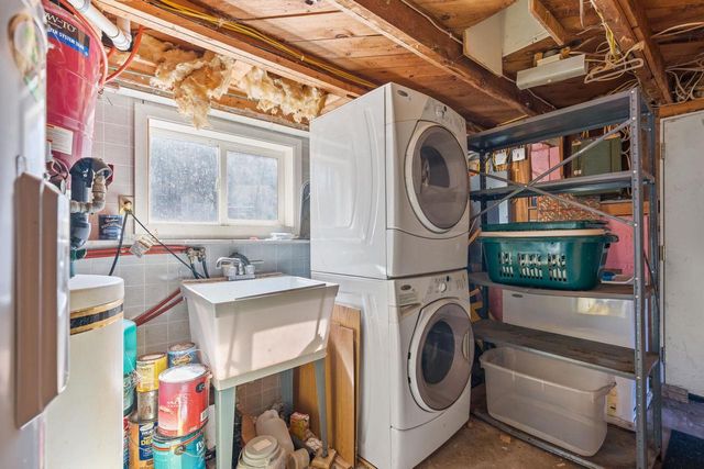 W10636 Cascade Mountain Road, Portage, WI 53901