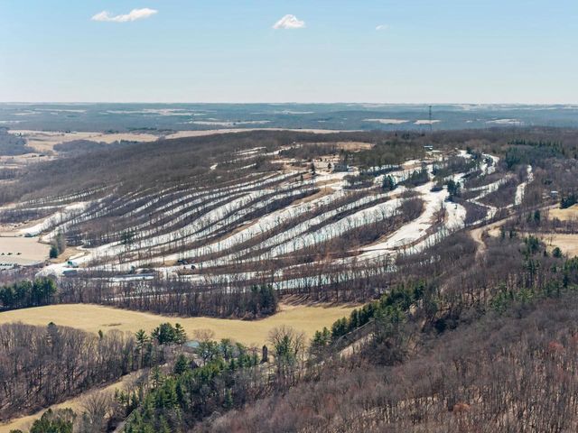 W10636 Cascade Mountain Road, Portage, WI 53901