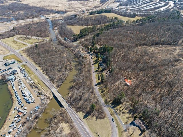 W10636 Cascade Mountain Road, Portage, WI 53901