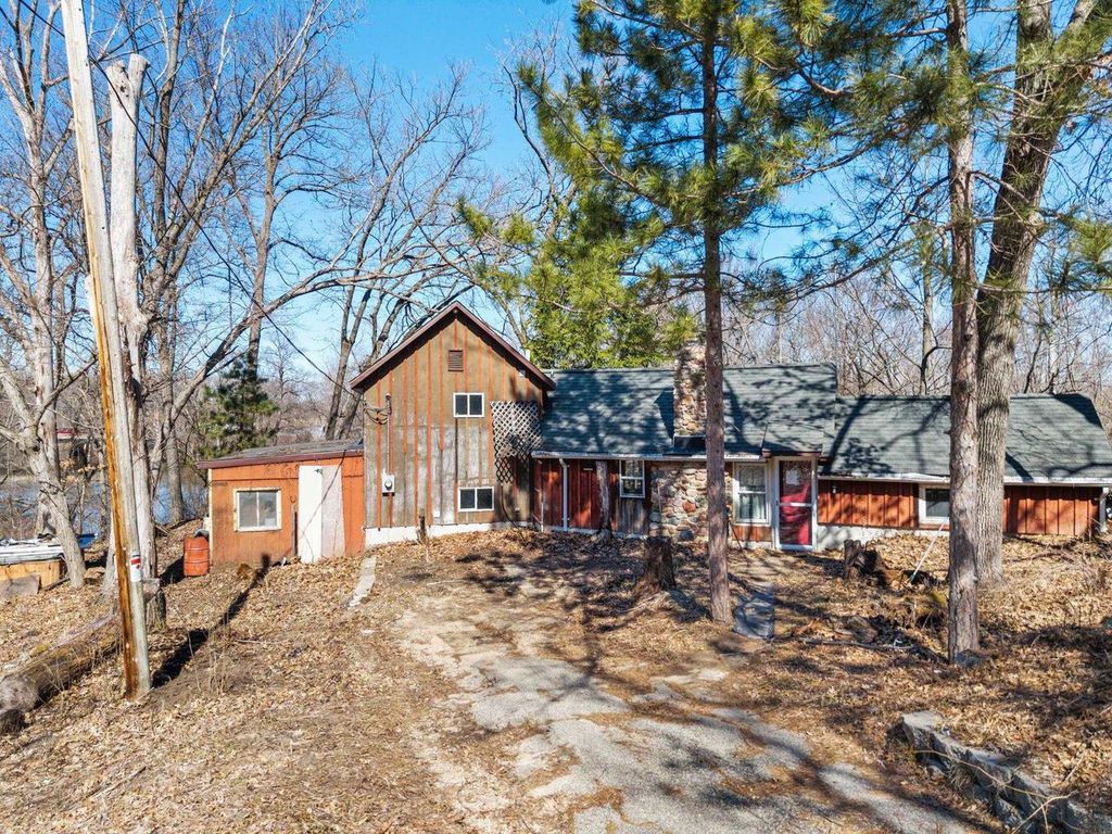 W10636 Cascade Mountain Road, Portage, WI 53901