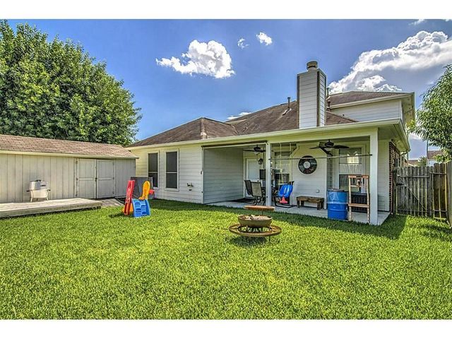 7910 Pelican Lane, Baytown, TX 77523