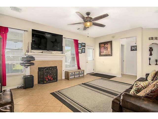 7910 Pelican Lane, Baytown, TX 77523