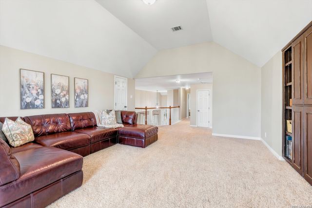 1531 Heavens Peak, San Antonio, TX 78258