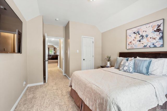 1531 Heavens Peak, San Antonio, TX 78258