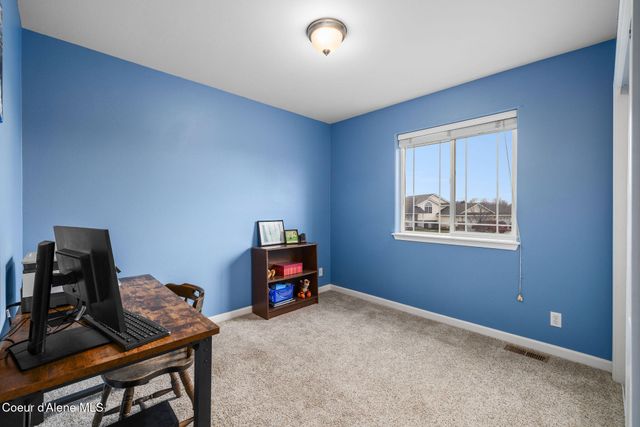 2999 W Bayberry CT, Hayden, ID 83835