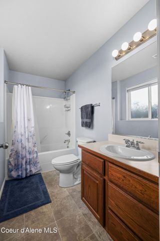 2999 W Bayberry CT, Hayden, ID 83835