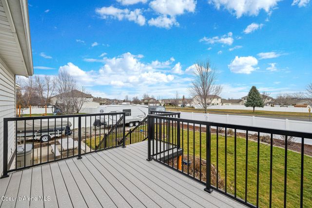 2999 W Bayberry CT, Hayden, ID 83835