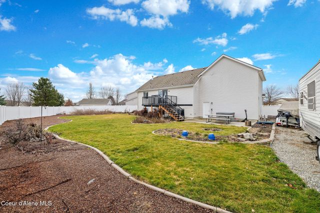 2999 W Bayberry CT, Hayden, ID 83835