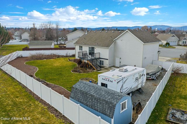 2999 W Bayberry CT, Hayden, ID 83835