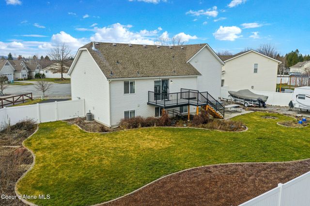 2999 W Bayberry CT, Hayden, ID 83835