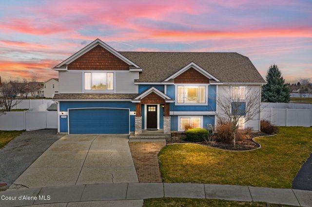 2999 W Bayberry CT, Hayden, ID 83835