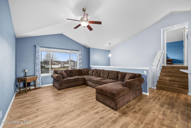 2999 W Bayberry CT, Hayden, ID 83835