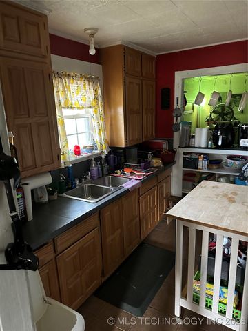 6621 N Peoria Avenue, Tulsa, OK 74126