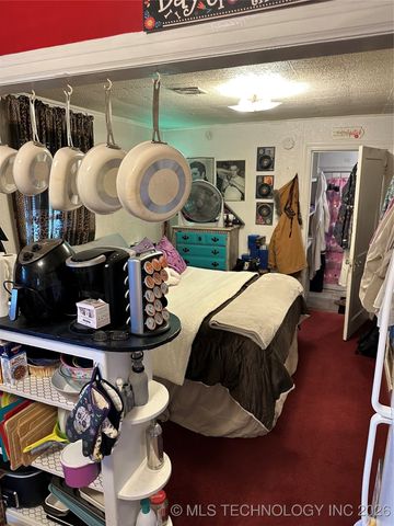 6621 N Peoria Avenue, Tulsa, OK 74126