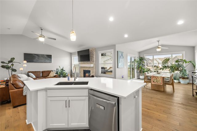 127 NW Sunrise Drive, Waukee, IA 50263