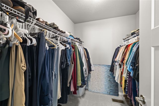 127 NW Sunrise Drive, Waukee, IA 50263