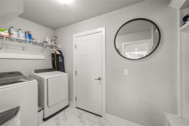 127 NW Sunrise Drive, Waukee, IA 50263