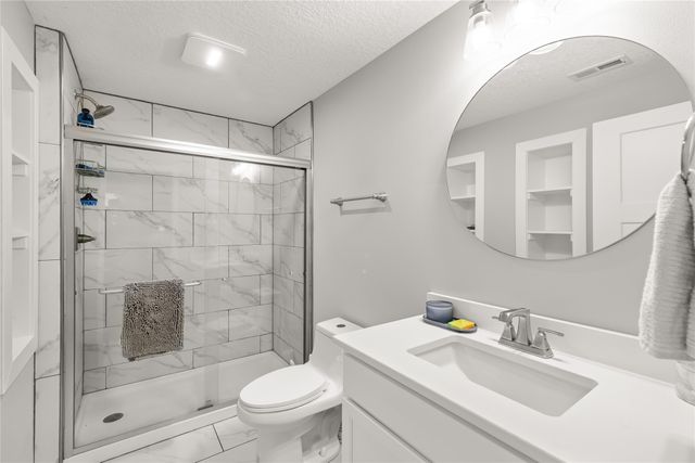 127 NW Sunrise Drive, Waukee, IA 50263