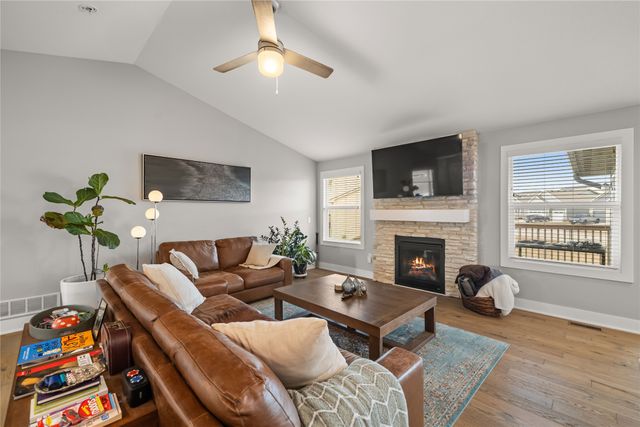 127 NW Sunrise Drive, Waukee, IA 50263