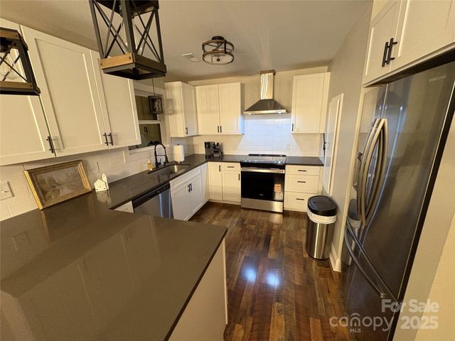 624 Cedar Grove Drive, Gastonia, NC 28056