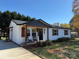 624 Cedar Grove Drive, Gastonia, NC 28056