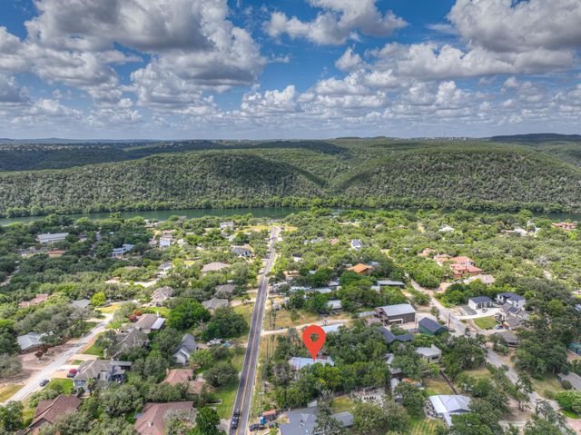 1108 S Quinlan Park RD, Austin, TX 78732