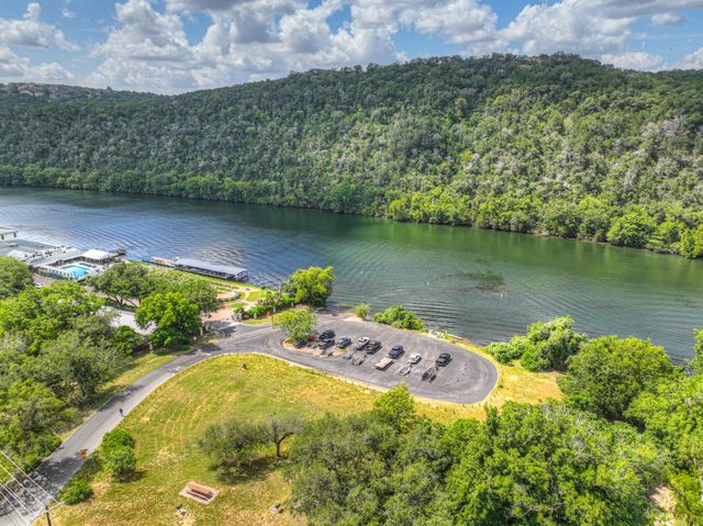 1108 S Quinlan Park RD, Austin, TX 78732