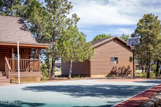 2793 SKYHAWK Drive 84PER, Overgaard, AZ 85933